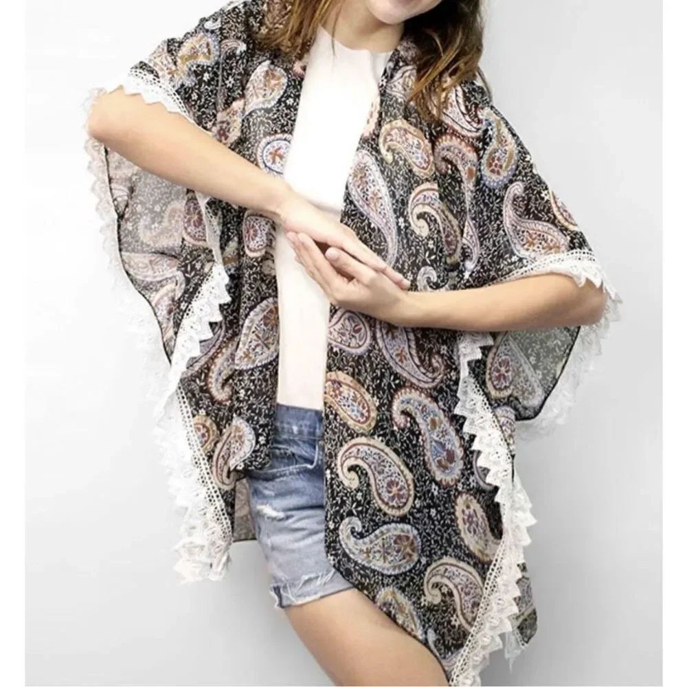 New Boutique Womens Paisley & Lace Airy Boho Poncho Kimono - Sz One Size OS
